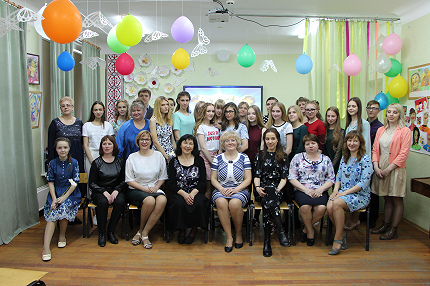 Яркие краски бердской «Весны»