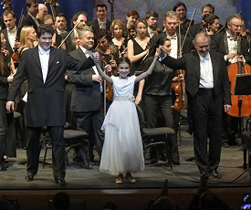 ДОРОГУ МОЛОДЫМ