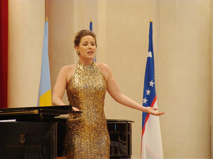 СОБЛАЗНЕННЫЕ ОПЕРОЙ