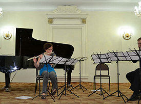 ПОД ЗНАКОМ ЭДИСОНА ДЕНИСОВА