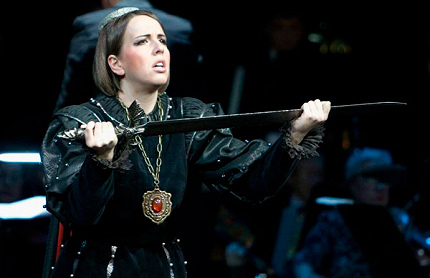 Дарья Рябинко: «ПОСТОЯННО УЧУ ЧТО-ТО НОВОЕ»