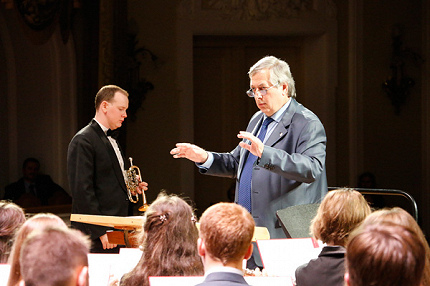 ГОСУДАРСТВЕННОМУ УЧИЛИЩУ ДУХОВОГО ИСКУССТВА – 25 ЛЕТ