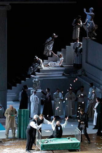 РЕЖИССЕРСКИЕ ВАРИАЦИИ НА ОПЕРНЫЕ ТЕМЫ