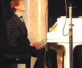 ПОД ЗНАКОМ ТЕАТРА