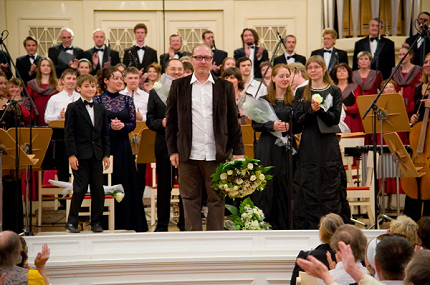 Павел Карманов: «СТАРАЮСЬ СДЕЛАТЬ ЛЮДЕЙ ЛУЧШЕ»