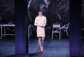 НО ПОРАЖЕНЬЯ ОТ ПОБЕДЫ  ТЫ САМ НЕ ДОЛЖЕН ОТЛИЧАТЬ