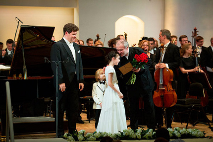 НЕТЕРПЕНИЕ ЮНОСТИ  И ЗРЕЛЫЕ РАСЧЕТЫ