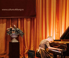 В ТРАДИЦИЯХ  РУССКОГО ПИАНИЗМА