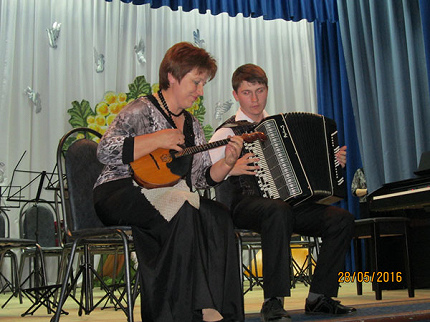 НА ПЕРЕПРАВЕ КОНЕЙ НЕ МЕНЯЮТ