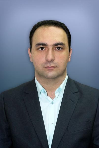 ЖИВУТ НА ШИРОКУЮ НОГУ