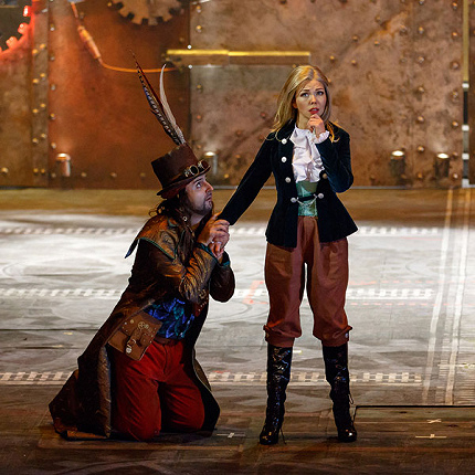 ИЗ МОЦАРТА НАМ ЧТО-НИБУДЬ…