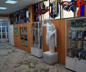 К ТВОРЧЕСКИМ ВЕРШИНАМ