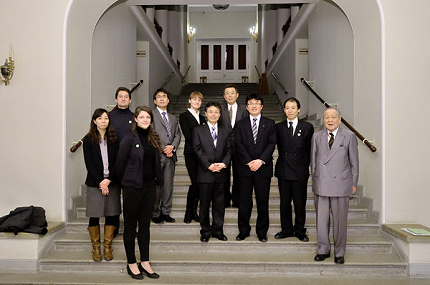 ЧТО СКРЫТО ОТ ГЛАЗ