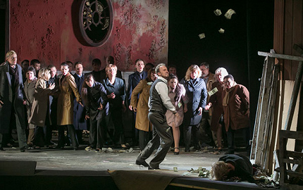 ОБМАНЧИВАЯ «ТРАВИАТА»