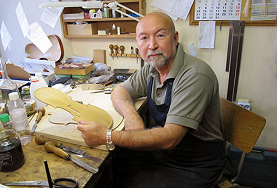 С ЛЮБОВЬЮ К СКРИПКЕ, К ТВОРЧЕСТВУ, К РОССИИ