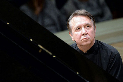 АТЛАНТЫ И НОВОРОЖДЕННЫЕ