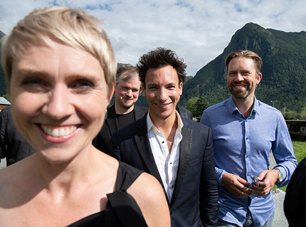 О МИРНОЙ МУЗЫКЕ ВОЕННОГО ВРЕМЕНИ