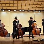 Квартет контрабасистов