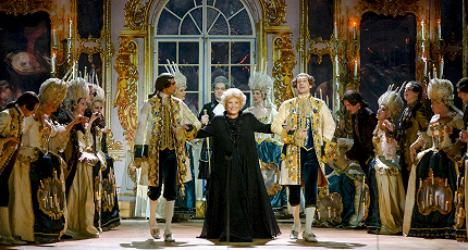 ТОРЖЕСТВО ПРИМАДОННЫ