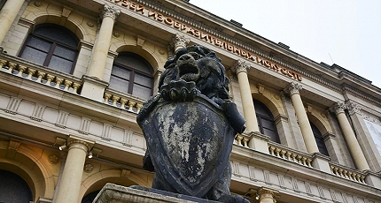 В НОВЫЙ ДОМ