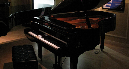 …А ПРИСУТСТВИЕ ЛАУРЕАТОВ НЕ ОБЯЗАТЕЛЬНО