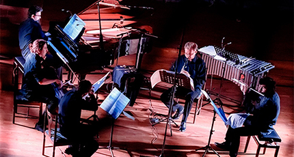 СТО ЛЕТ АВАНГАРДА