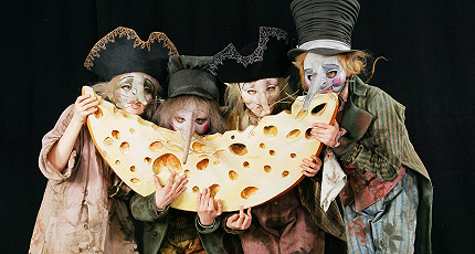 СОВСЕМ НЕ ДЕТСКИЙ «ЩЕЛКУНЧИК»