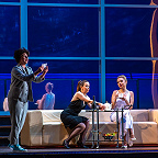 О. Борисова - Керубино, Т. Иващенко - Сюзанна, Е. Сизова - Графиня. Фото Ирины Гладунко