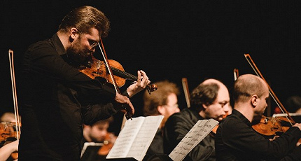 СМЕНА РАСТЕТ