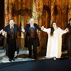 К.-Л. Уилсон, И. Головатенко, П. Доминго, И. Лунгу, А. Чакон-Крус на поклонах. Фото Александра Шварценштейн