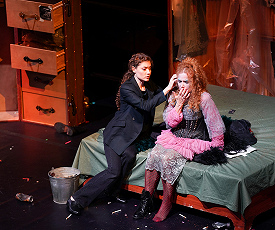 КЛЕОПАТРА СО ШВАБРОЙ, РАЗДОЛБАЙ ФАУСТ И ДРУГИЕ