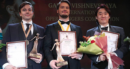 ТРОЙКА ЛУЧШИХ