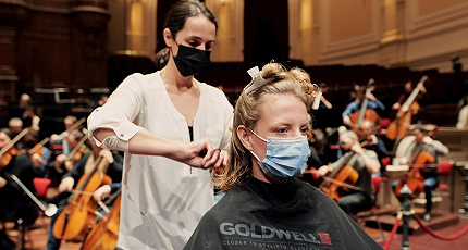 СТРИЖЕМ, ИГРАЕМ, ПРЕСС КАЧАЕМ