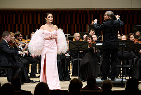 НА КОНТРАСТЕ