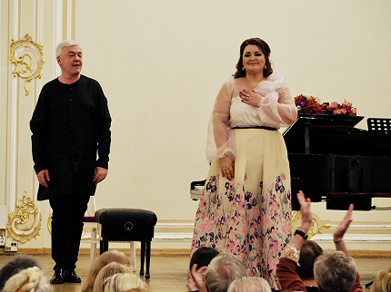 Женские истории