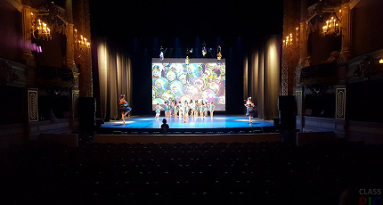 ЧТО ДЕНЬ ГРЯДУЩИЙ ИМ ГОТОВИТ?