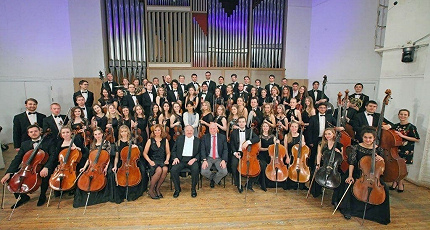 ДВИЖЕНИЕ ВВЕРХ С ЧАЙКОВСКИМ