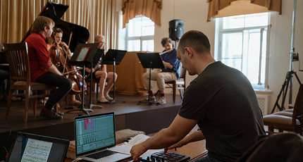 ДЕЛО МОЛОДЫХ