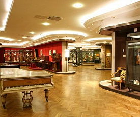 ЗАВЕРШАЯ НА ВЫСОКОЙ НОТЕ