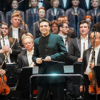 дирижер Жорди Бернасер