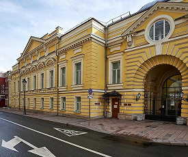 В ПРОФЕССИЮ — С ВЕСОМЫМ БАГАЖОМ