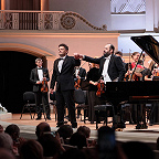 Юрий Фаворин, Ариф Дадашев и музыканты РНО. Фото Ирины Шымчак