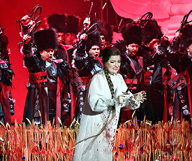 ЧЕРНАЯ СТАЯ И ДВОЕ НА КАЧЕЛЯХ