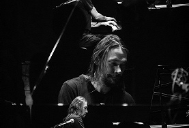 Между композицией и импровизацией