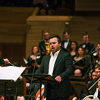 Поет Василий Ладюк. Фото Лены Балакиревой предоставлено пресс-службой ММДМ