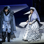 Сцена из третьего акта. Олег Сычёв - Марсель, Ирина Чурилова - Валентина. Фото Наташи Разиной © Мариинский театр