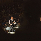 Дирижирует Теодор Курентзис. Фото Антона Галкина