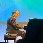 Играет Мирослав Култышев. Фото автора