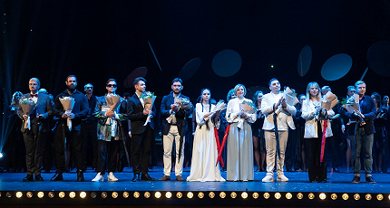 СМЕЛОСТЬ ГОРОДА БЕРЕТ