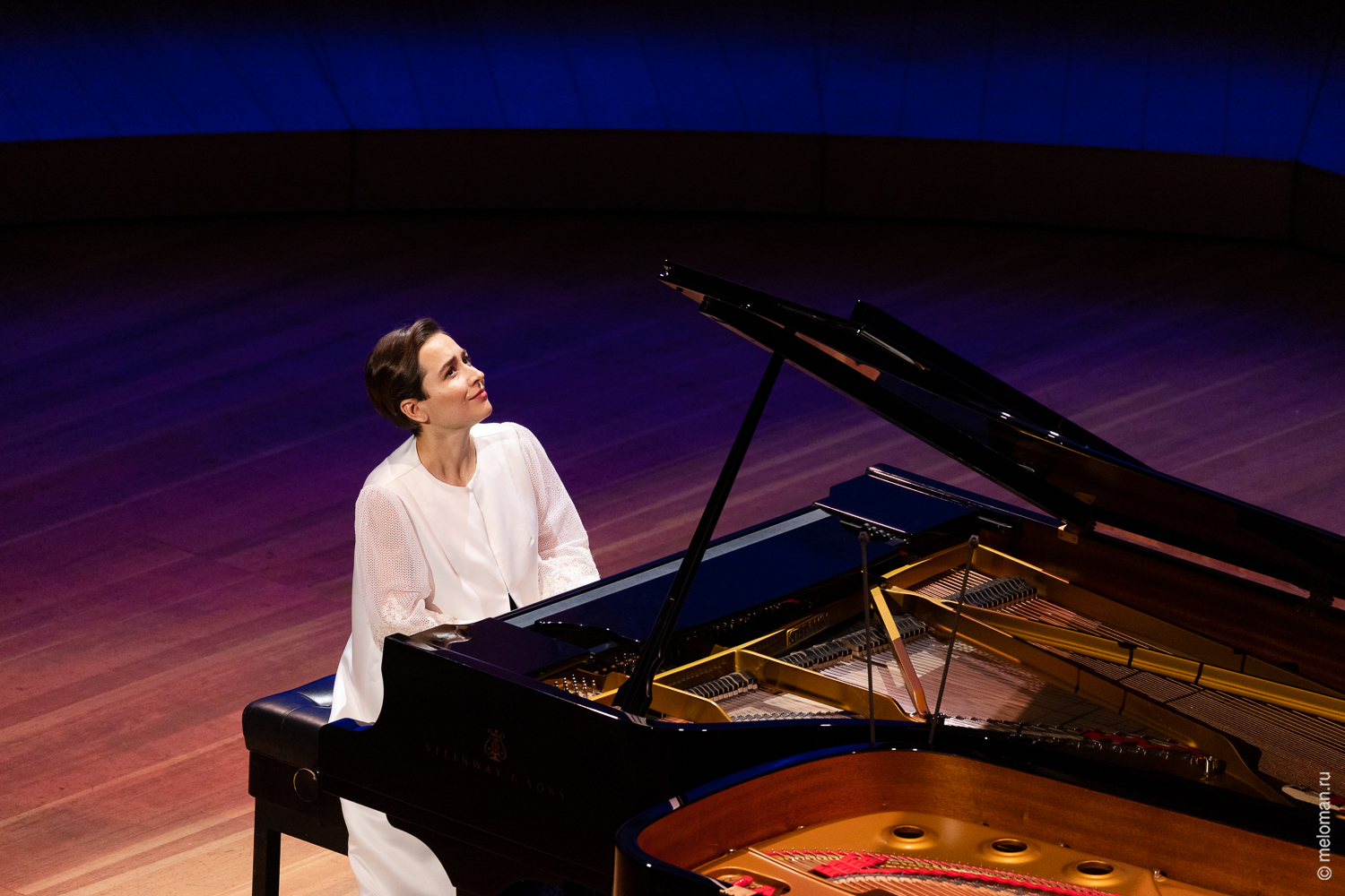 Играет Анна Цыбулёва